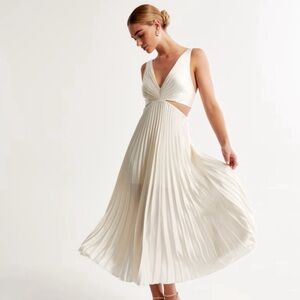 The A&F Giselle Pleated Cutout Maxi Dress